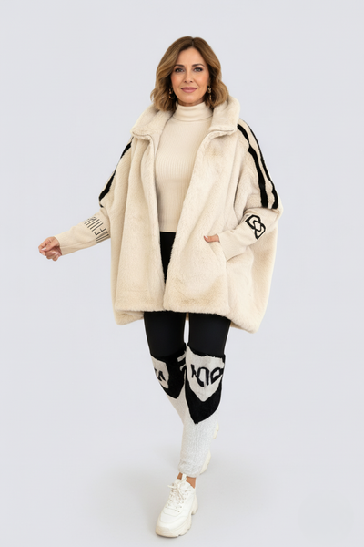 Abrigo de piel con capucha