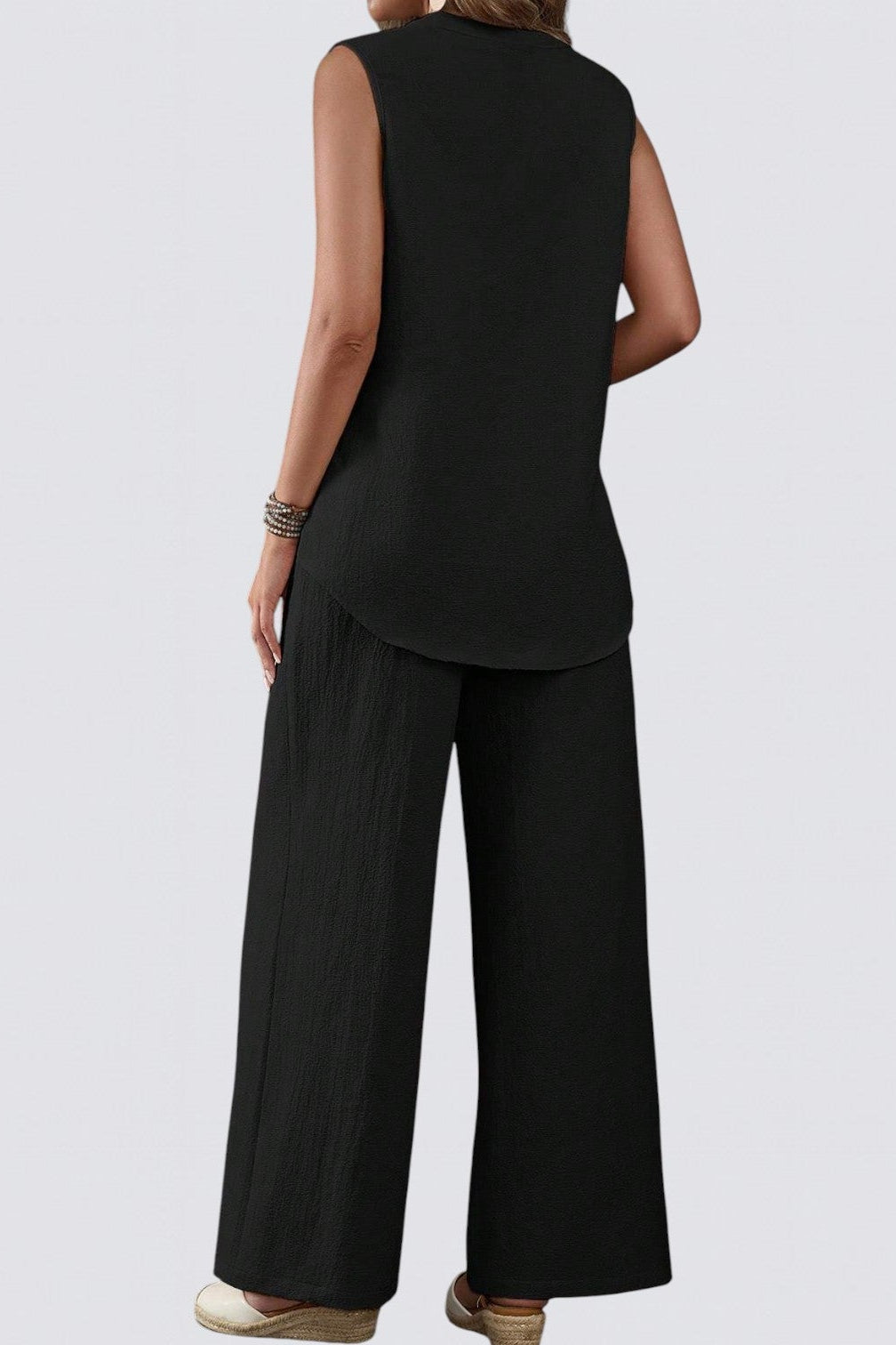 Conjunto texturizado sin mangas